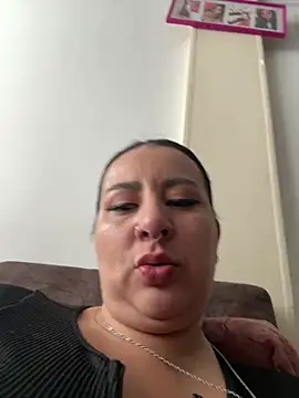 XXX chat uživo modela Abril_Luv