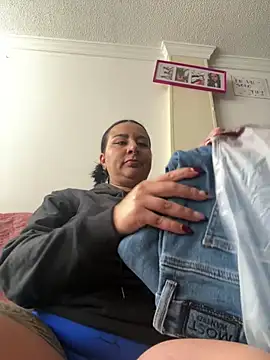 Abril_Luv's Live XXX Chat