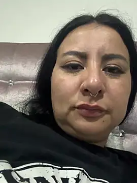 XXX chat uživo modela Abril_Luv