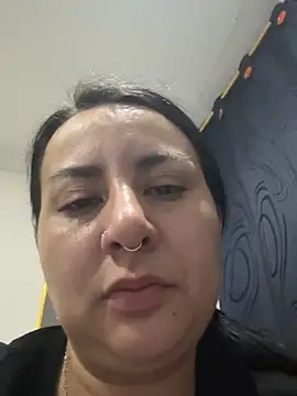 دردشة Abril_Luv الجنسية المباشرة