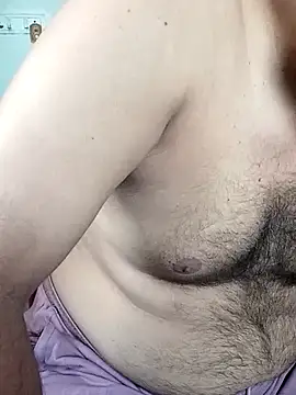 Pokazy przed kamerką – BROWN_INDIAN_DADDY