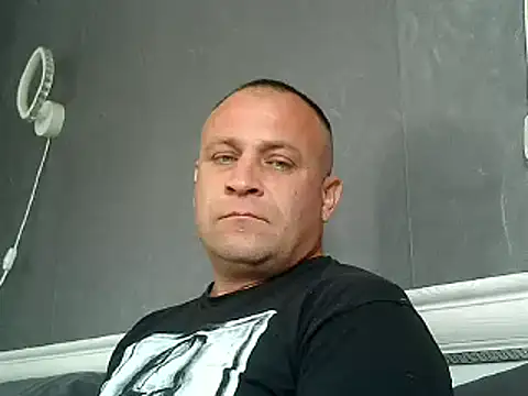 Afonya344 Show in webcam