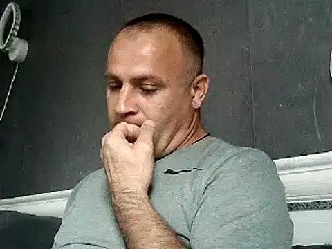 Show modela Afonya344 na web-kameri