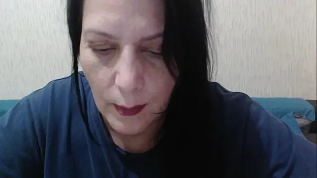 VelvetDreamsX Adlı Modelin Canlı XXX Sohbeti