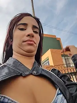 Show modela karolyne_babee na web-kameri