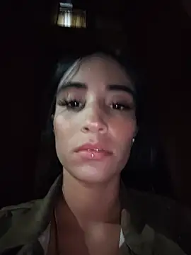 Webkamerová show karolyne_babee