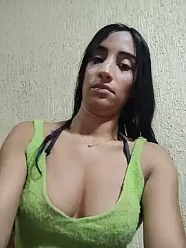 karolyne_babee webcam show