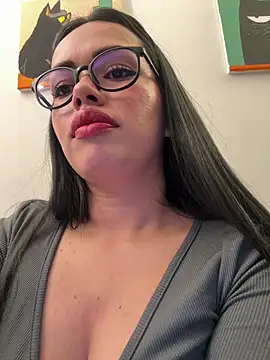 andra_rose Webcam Show