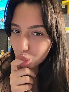 Chat +18 de Tasty_NoraX ao vivo