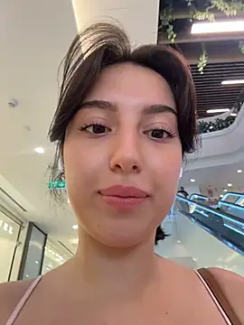 Chat +18 de Tasty_NoraX ao vivo