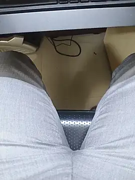 adicma123 – webcam-show