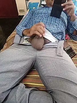 adicma123 Webcam Show