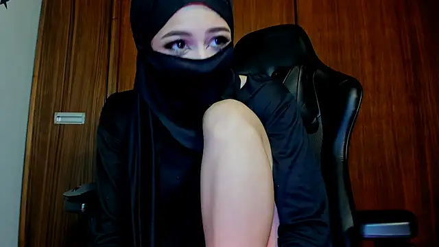Azahara_ahmad webcam show