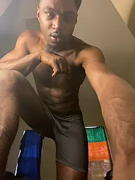BrownSkinHandsome webcam show