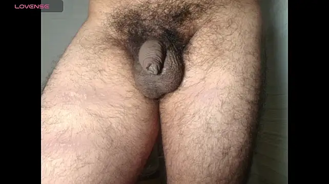 عرض كام Uncut_Hairy_Dick
