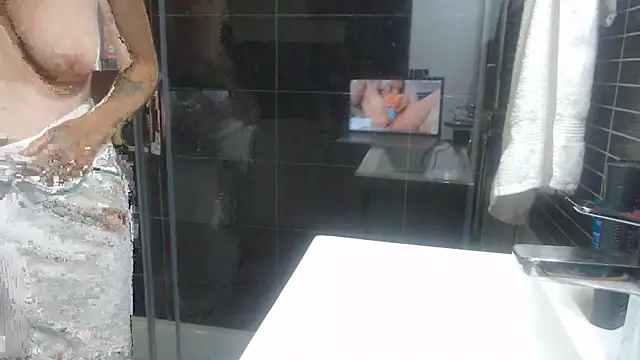 צ'אט XXX בשידור חי של Bodily_Trick