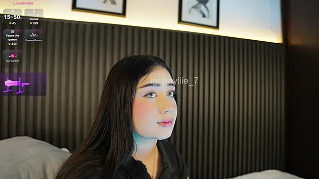 haylie_ Adlı Modelin Canlı XXX Sohbeti