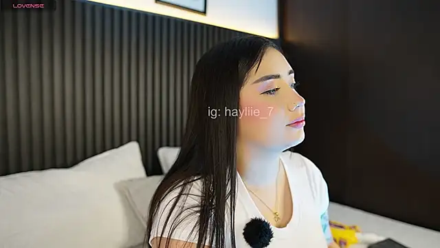 haylie_ XXX чат на живо