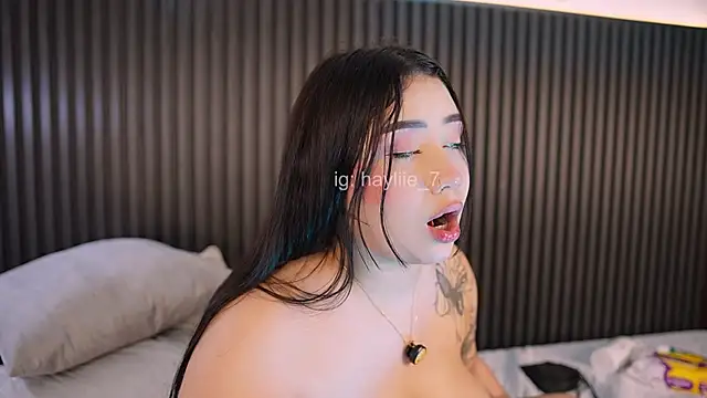 haylie_'s Live XXX Chat