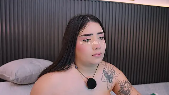 XXX chat uživo modela haylie_