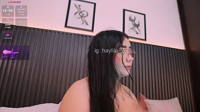 haylie_'s Webcam Show