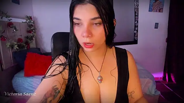 victoriaasaenz_: απευθείας συνομιλία ΧΧΧ