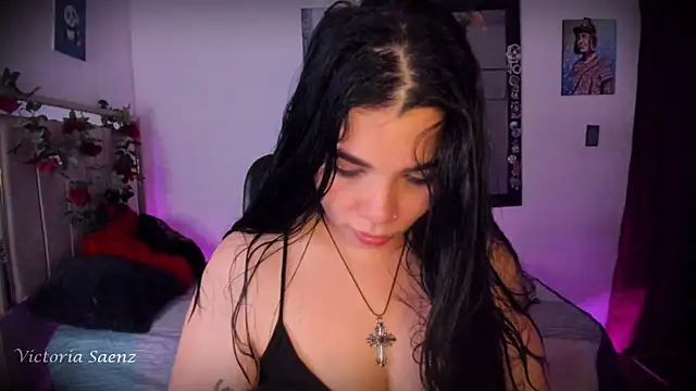 Chatroom XXX en direct de victoriaasaenz_