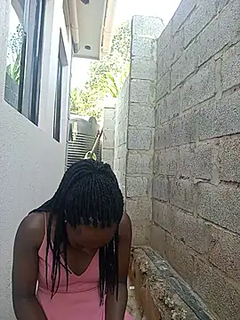 הופעת וובקאם של Nelly_jo