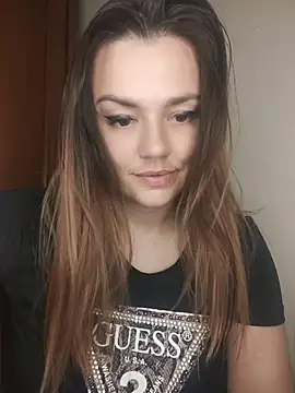 KrissSexi 现场XXX聊天