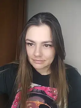 XXX chat uživo modela KrissSexi