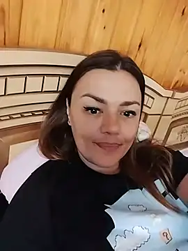 Chat +18 de KrissSexi ao vivo