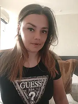 Živý XXX chat KrissSexi
