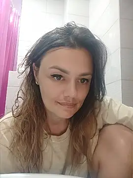 Chat +18 de KrissSexi ao vivo