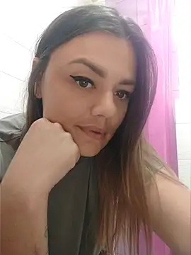 KrissSexi Webcamshow