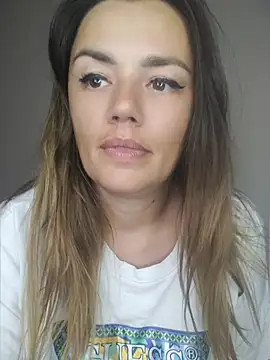 KrissSexi – webcam-show
