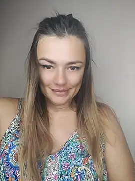 KrissSexi – webcam-show