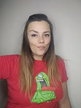 KrissSexi webcam show