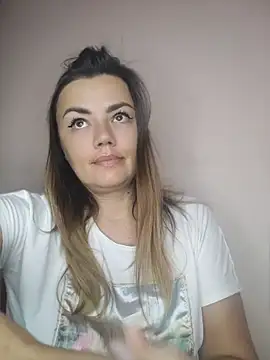 Show de KrissSexi na webcam