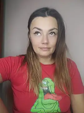 Chat +18 de KrissSexi ao vivo