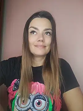 Chat +18 de KrissSexi ao vivo