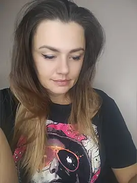 צ'אט XXX בשידור חי של KrissSexi