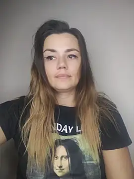Онлайн чат XXX KrissSexi