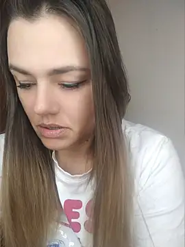 צ'אט XXX בשידור חי של KrissSexi