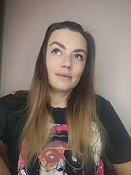 Онлайн чат XXX KrissSexi