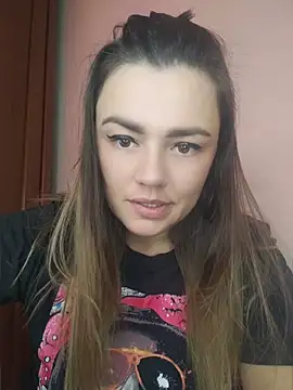 צ'אט XXX בשידור חי של KrissSexi