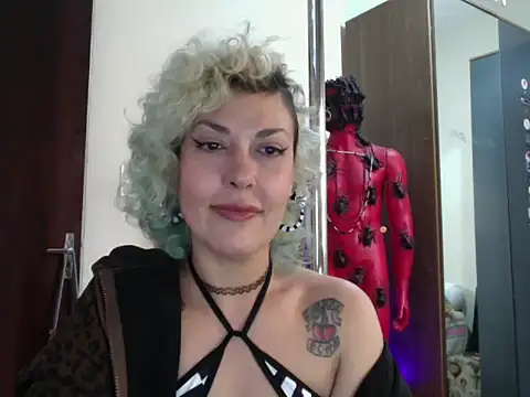 MariLouM 라이브 XXX 채팅