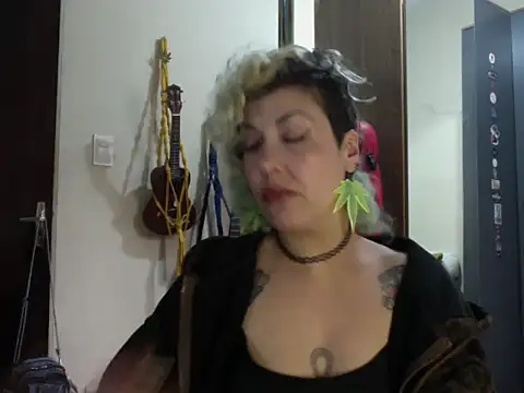Chat XXX ao vivo de MariLouM