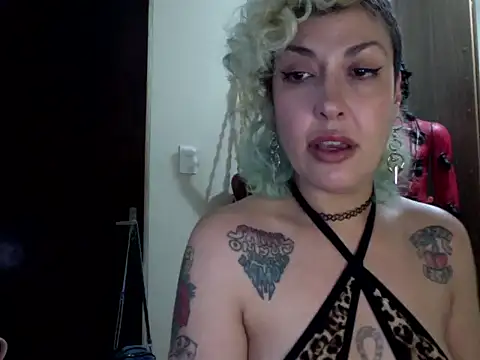 MariLouM's Live XXX Chat