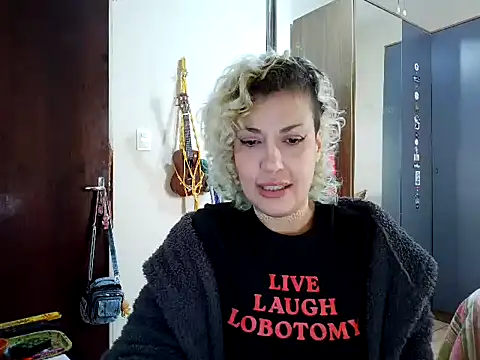 Chat XXX ao vivo de MariLouM