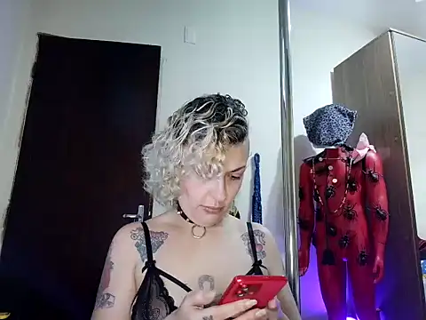 MariLouM Show Webcam